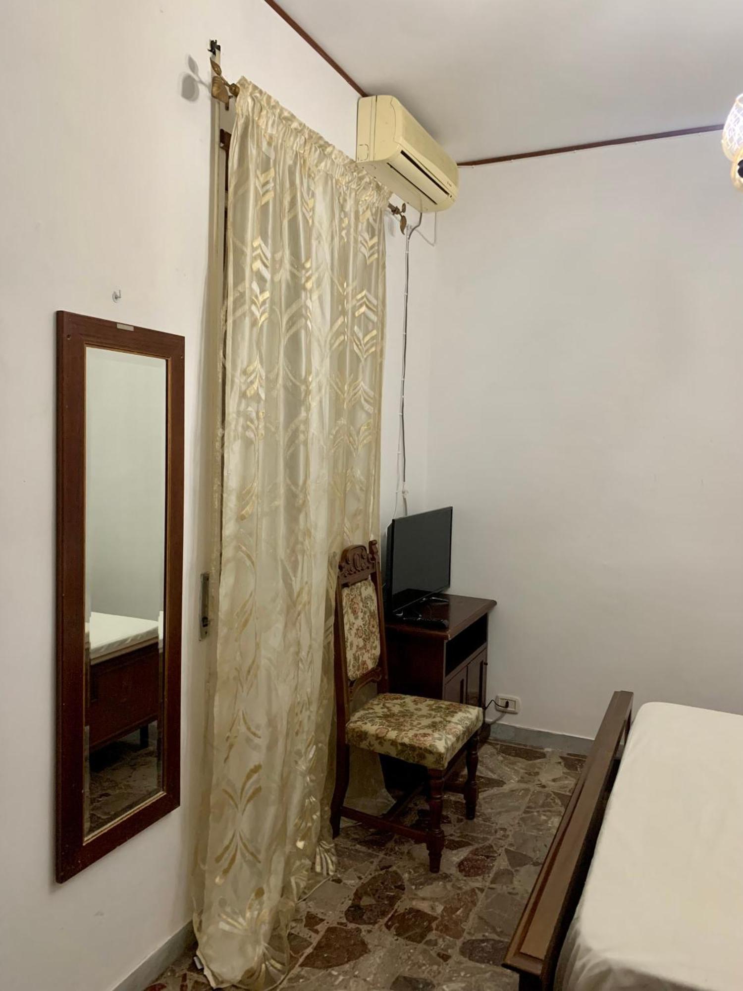 شقة La Casa Di Amina روما المظهر الخارجي الصورة